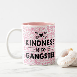 Vänligheten är så gangster Två-Tonad mugg