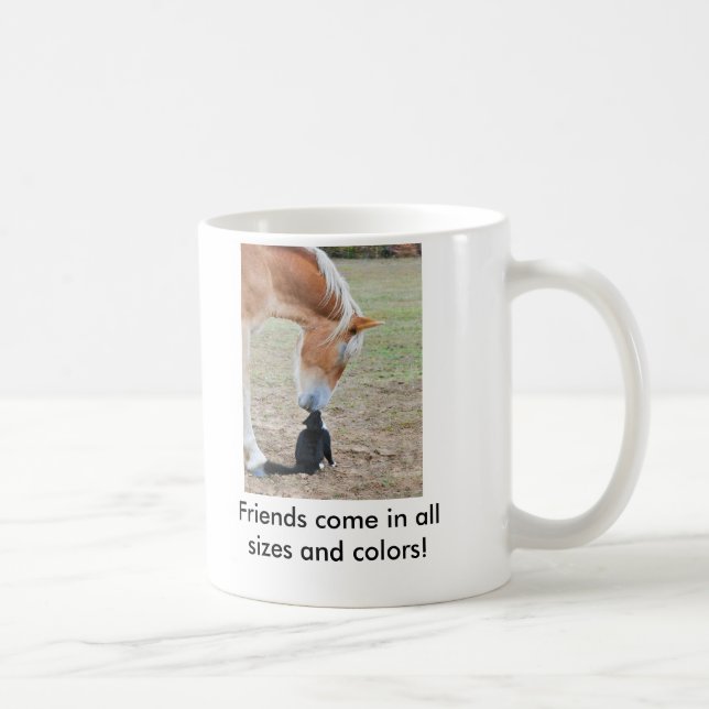 Vänner kommer storleksanpassar och färgar kaffemugg (Höger)