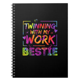 Vänortssamarbete med min bästa vän i Bestie Spirit Anteckningsbok