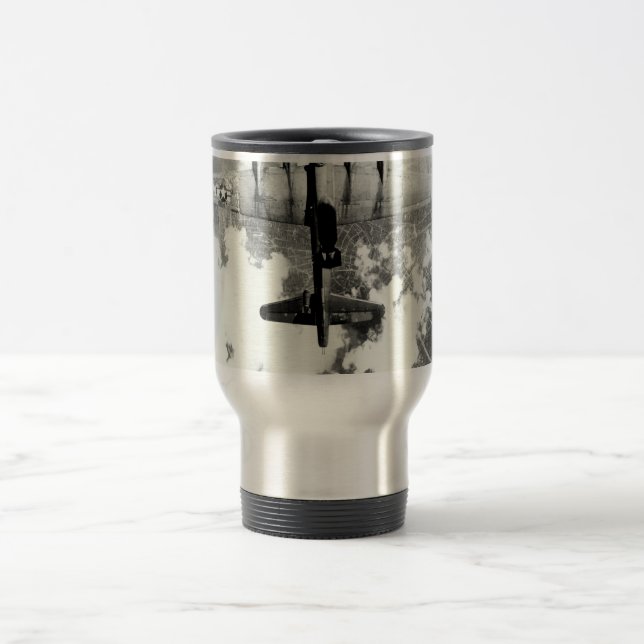Vänskapsmatchen för WWII B-17 avfyrar incidentet Resemugg (Center)