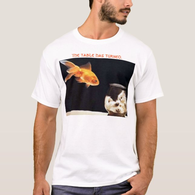 Vänt bord t shirt (Framsida)