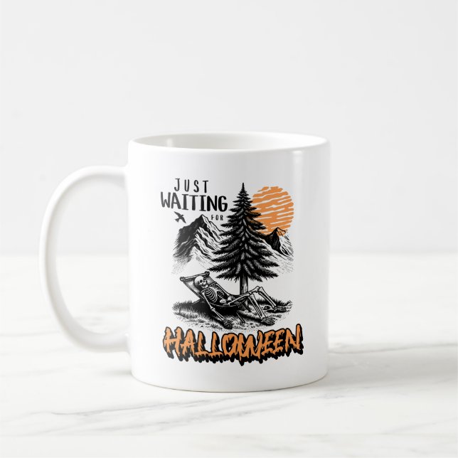 Vänta bara på Halloween Skeleton Slappna av sommar Kaffemugg (Vänster)