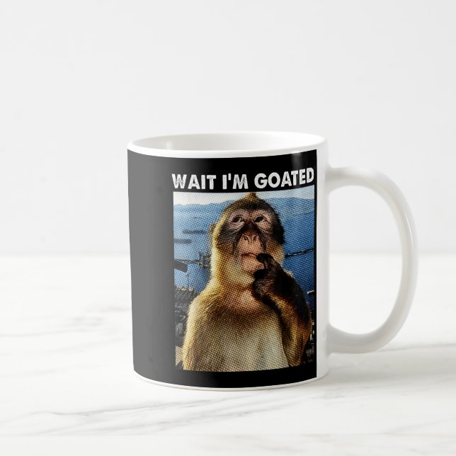 Vänta jag är Goated Roligt Tänkande Apa Meme Brain Kaffemugg (Höger)