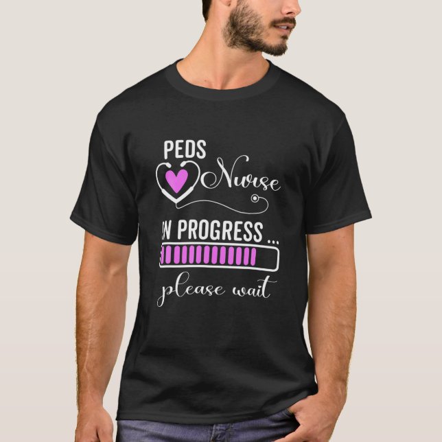 Vänta på framtida peds Nurse CNA T Shirt (Framsida)