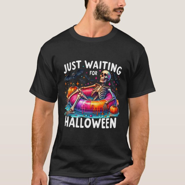 Väntar bara på Halloween 1 T Shirt (Framsida)