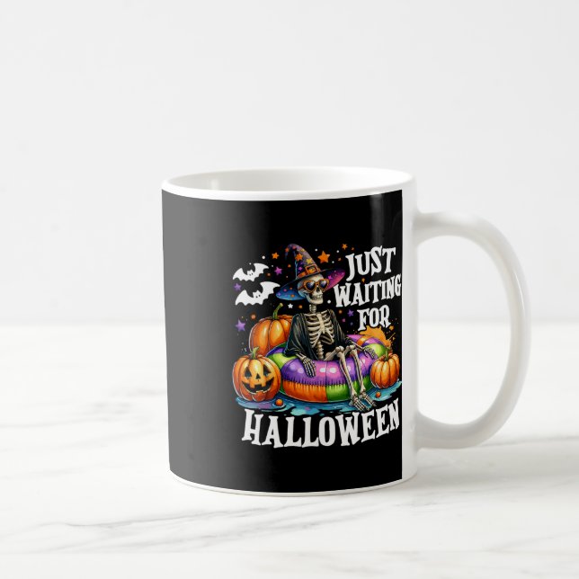 Väntar bara på Halloween-taloky Skeleton-sommaren Kaffemugg (Höger)