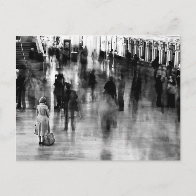 Väntar i Storcentrala Station Vykort (Framsida)