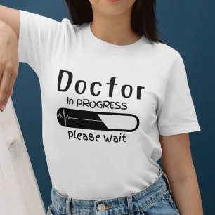 Väntar på doktor Framtida Doktor T Shirt