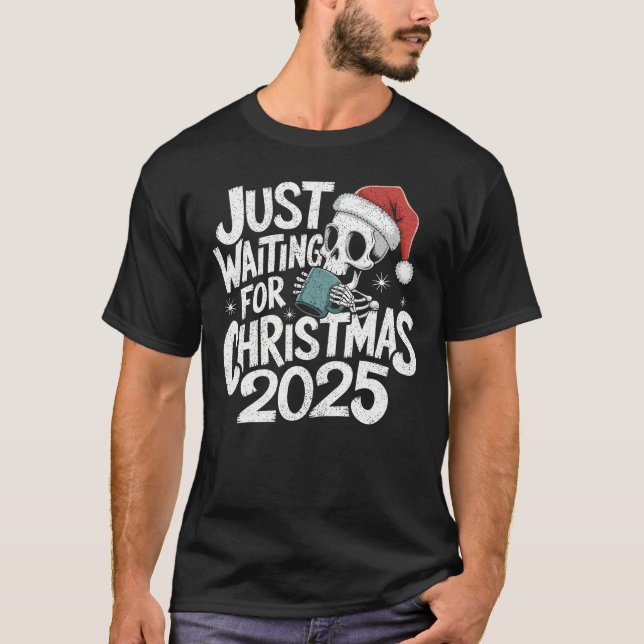 Väntar på jul 2025 - Skeleton Santa T Shirt (Framsida)