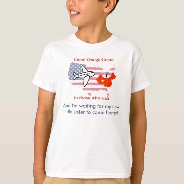 Väntar på min lilla syster Adoption från China T Shirt (Framsida)