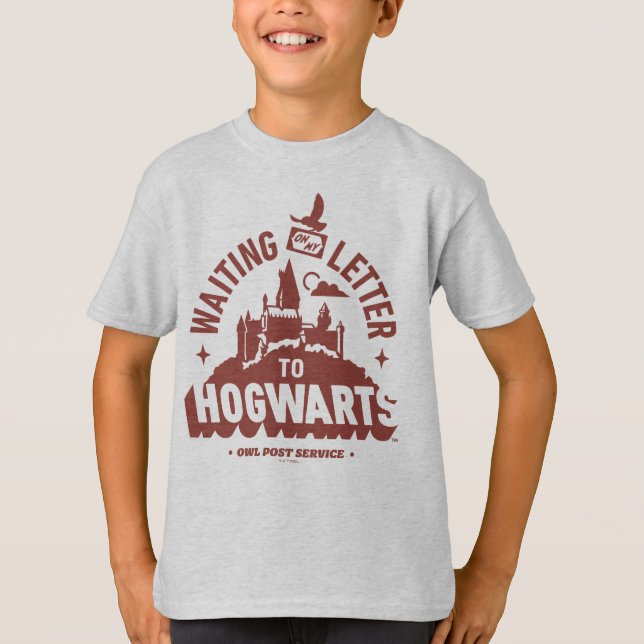 Väntar på mitt brev till HOGWARTS™ T Shirt (Framsida)