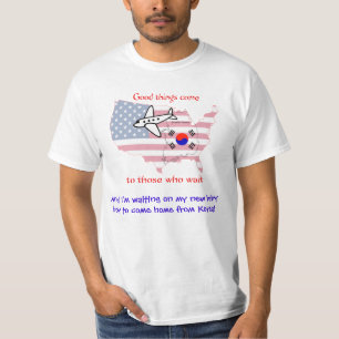 Väntar på mitt Pojke från Korea T Shirt