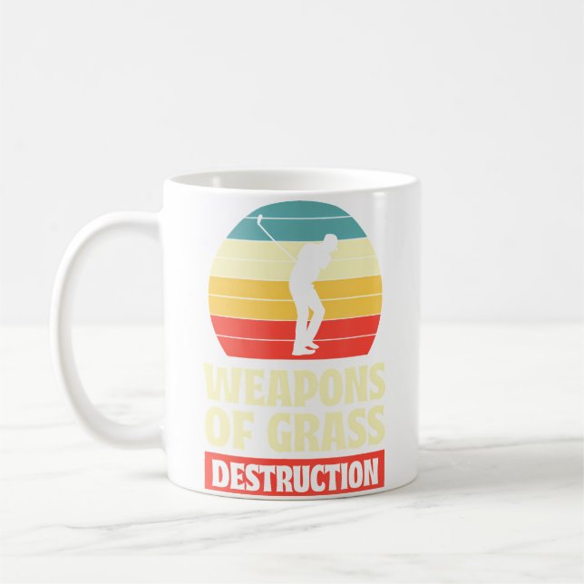 Vapen För Gräsförstörelse - Roligt Golf Puns Golf Kaffemugg (Vänster)