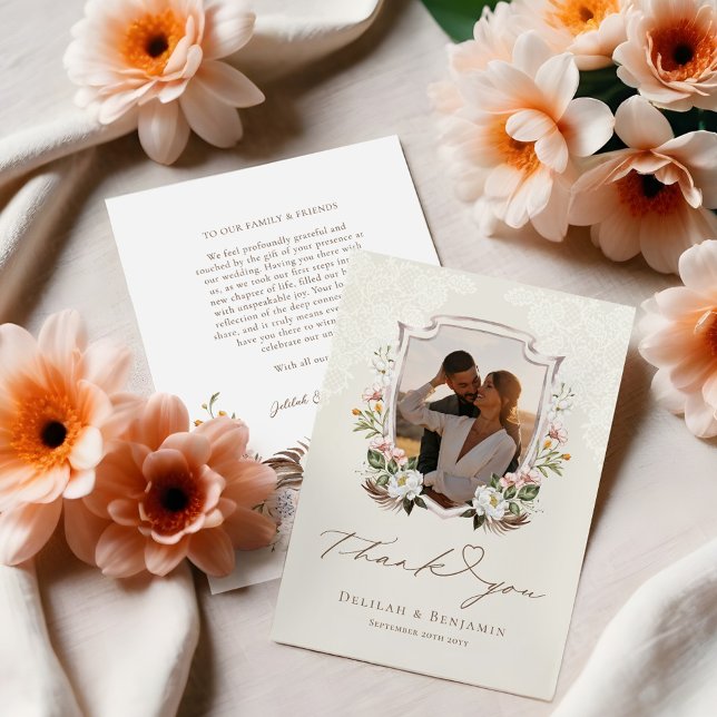 Vapensköld för elegant av Western CowboyBlommigt,  Tack Kort (Elegant Western Cowboy Floral Crest Photo Script Thank You Card (Front & Back))