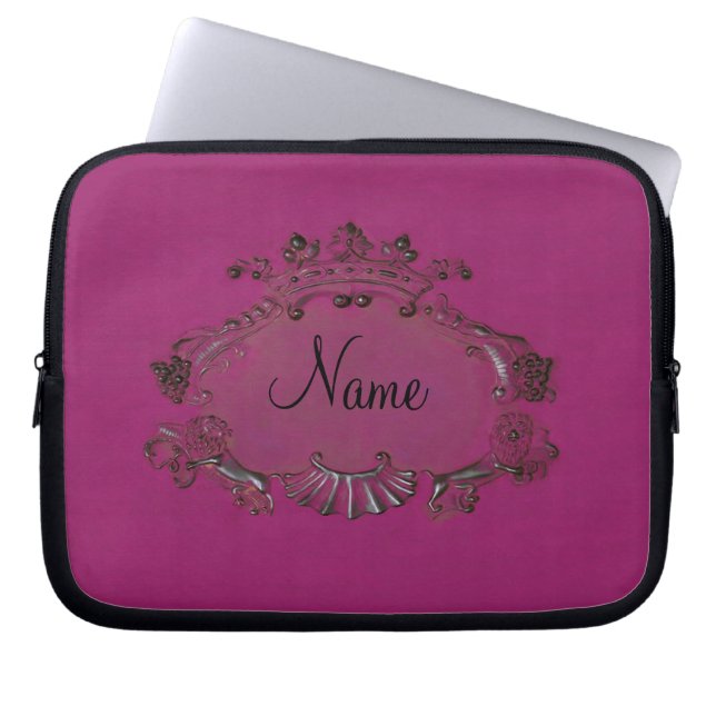 VAPENSKÖLD ~ LAPTOP SLEEVE (Framsidan)