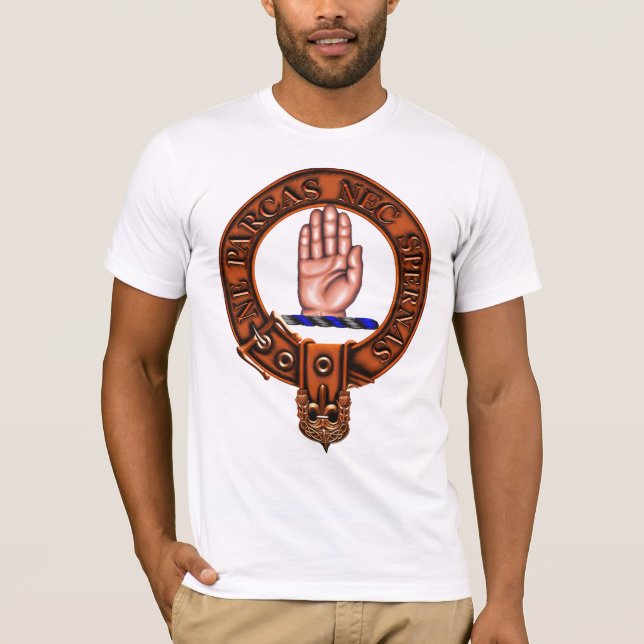 Vapensköld och Targe för klanLamont familj T Shirt (Framsida)
