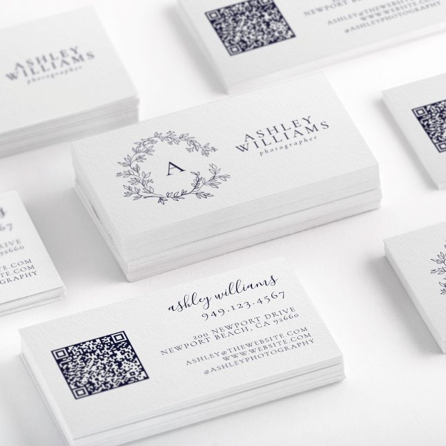 Vapensköld QR-kod för elegantens blå monogram-Blom Visitkort (Skapare uppladdad)
