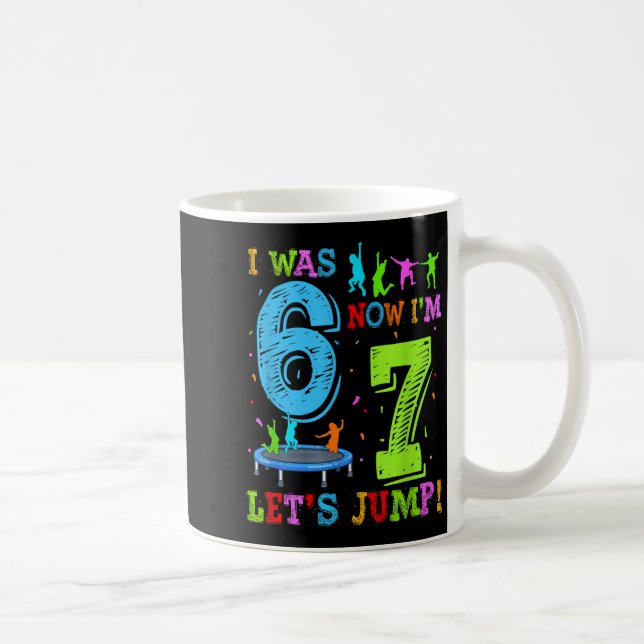 Var 6 7 låt oss hoppa 7-års trampolin fest kaffemugg (Höger)