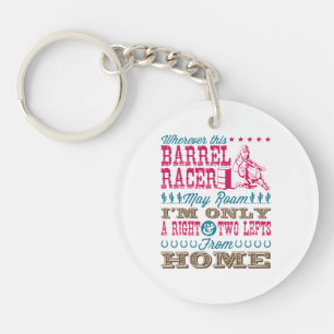 Var än den här Barrel Racer får Roam Barrel Tävla