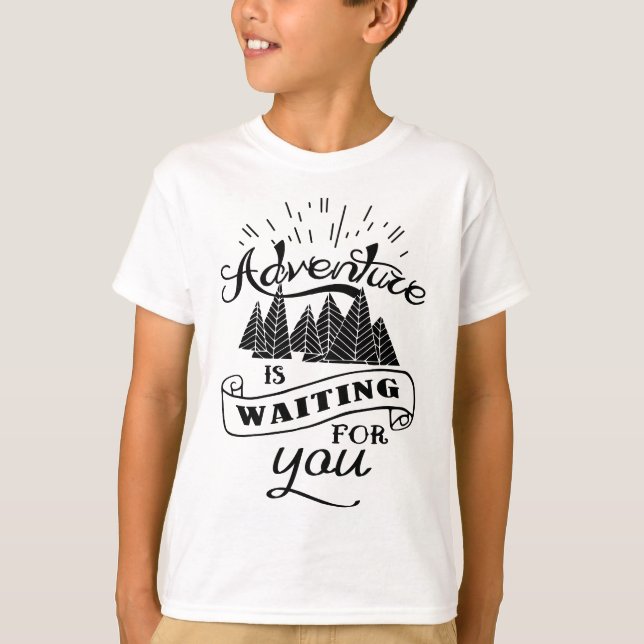 Var äventyrlig! Boys' T Shirt (Framsida)