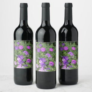 Vår blommor Lila Garden Petunia Blommigt Photo Vinflaska Etikett