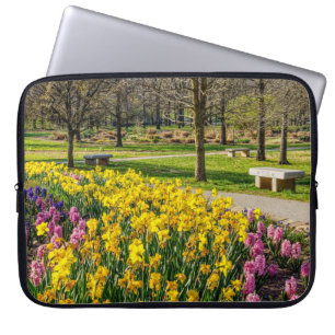 Vår Blomsterträdgård Laptop Fodral
