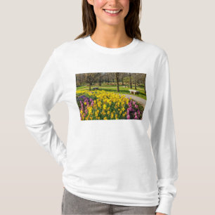 Vår Blomsterträdgård T Shirt