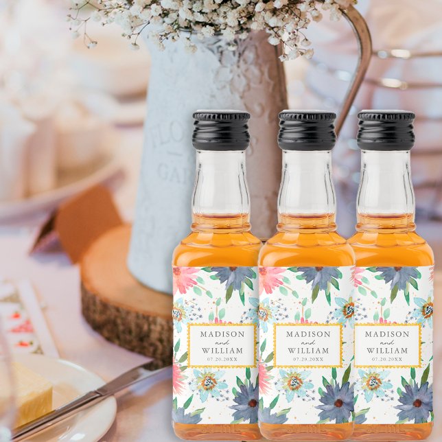 Vår Boho Chic Greenery Wildblombröllopsförmån Spritflaskor Etikett (Skapare uppladdad)