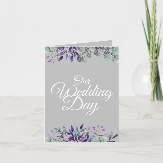 Vår bröllopsdag Blommig Grå Vit Typografi Inbjudan (Framsida)