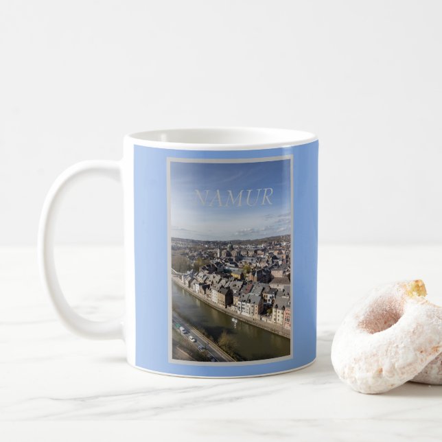 Vår Cityscape Namur, Belgien Kaffemugg (Med munk)
