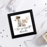 Var din egen Jack Russell Puppy Illustration Minnesask<br><div class="desc">Förtjusande i charmen för presentlådan "Be Din Jack Russell Puppy Illustration", som visar en förträfflig illustration av en Jack Russell-valp som står bredvid en postlåda med mjuka vita ballonger från den. Den här fantastiska scenen, komplett med en gåva, gör den till ett perfekt tillägg till vilket förskolsrum som helst, perfekt...</div>