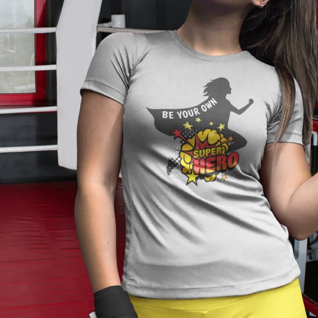 Var Din Egen Superhjälte SLIM FIT T-shirt (Skapare uppladdad)