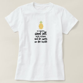 Var en ananas-grund-T-Shirt T-shirt
