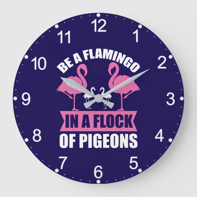 Var en flamingo i en flock duvor stor klocka (Framsida)