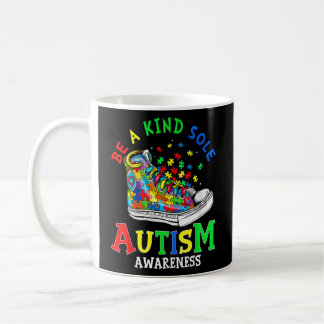 Var en slags Autism Awareness Puzzle Shoes är Ki Kaffemugg