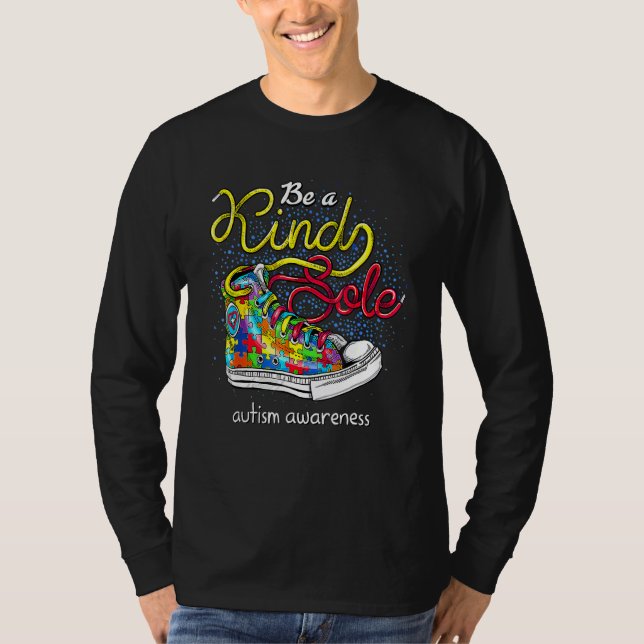 Var en slags Autism Awareness Puzzle Shoes är Ki T Shirt (Framsida)