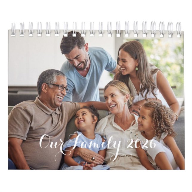 Vår familj 2026 Elegant skriptfoto-design Kalender (Omslag)