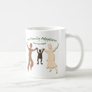 Vår familjadoptionlogotyp kaffemugg