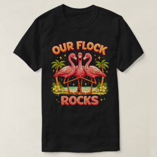 Vår flock rockar söt flamingo-matchning t shirt