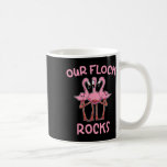 Vår Flock Sten Flamingo Matching Family Vacation Kaffemugg<br><div class="desc">Vår Flock Sten Flamingo Matching Family Vacation Group 2</div>