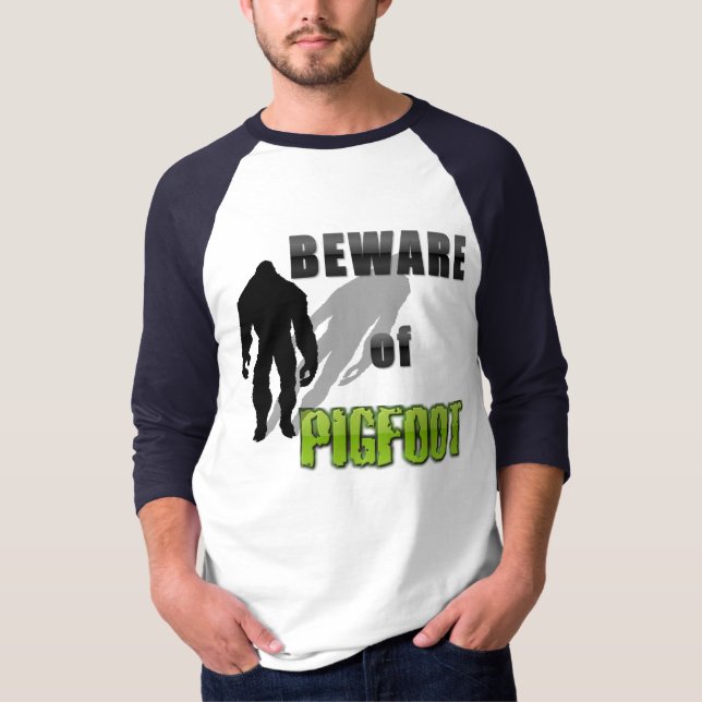 Var försiktig med SVINFOT Tee Shirt (Framsida)