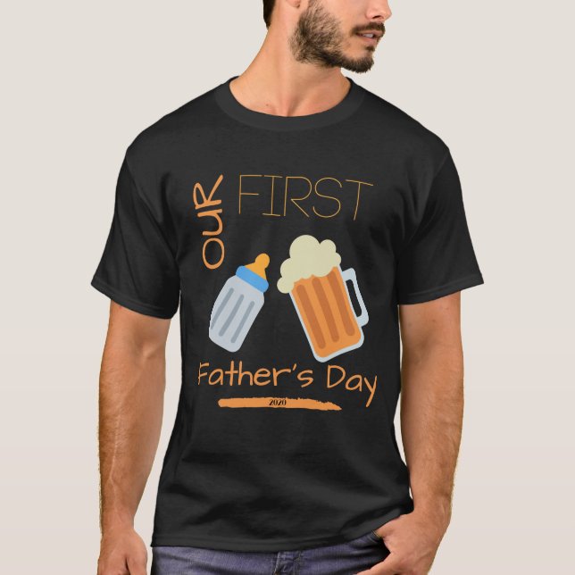 Vår första Fars dag-gåva T Shirt (Framsida)