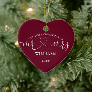 Vår första jul Mr Mrs Burgundy Heart Script Julgransprydnad Keramik