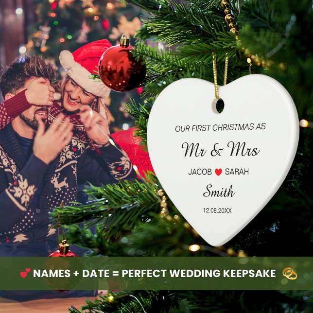Vår första jul som Giorgio och fru Namn.. Julgransprydnad Keramik (First Christmas Married As Mr & Mrs Personalized Names Wedding Date Heart Holiday Ceramic Ornament  )