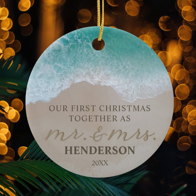 Vår första jul som Mr & Mrs. Beach Julgransprydnad Keramik (Skapare uppladdad)
