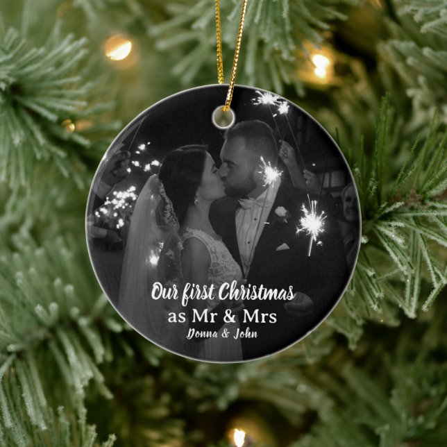 Vår första jul som Mr & Mrs. Script Photo Julgransprydnad Keramik (Träd)