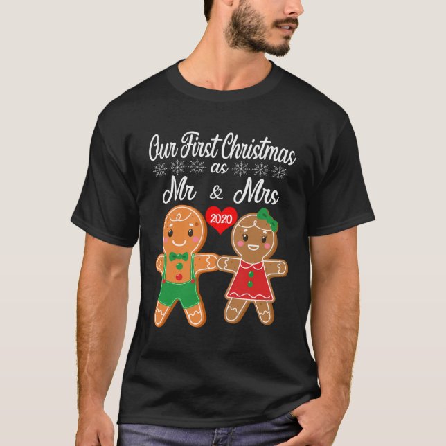Vår första jul som Mr. och Mrs. 2020 Gingerbröd T Shirt (Framsida)