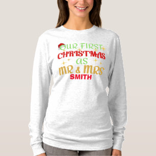Vår första jul som Mr. och Mrs. Newlyed julafton T Shirt