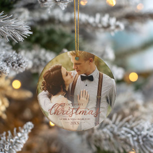 Vår första jul som Mr. och Mrs. Ro.. Julgransprydnad Keramik
