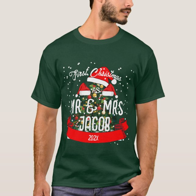 Vår första jul som mr och Newlyed T Shirt (Framsida)